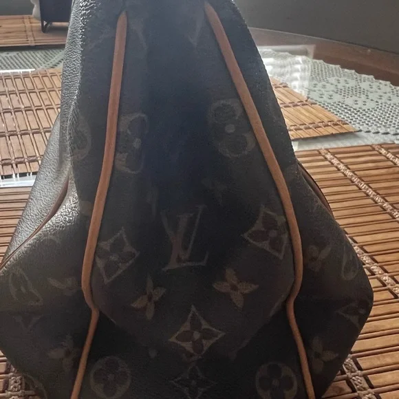 Louis Vuitton | Bags | Louis Vuitton Dark Brown Monogram  display picture 3